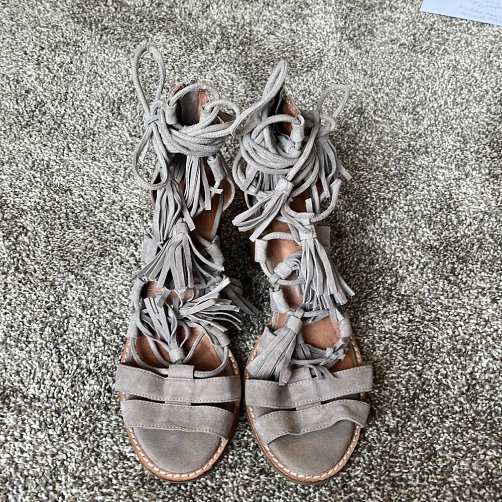 Jeffrey Campbell Shoe